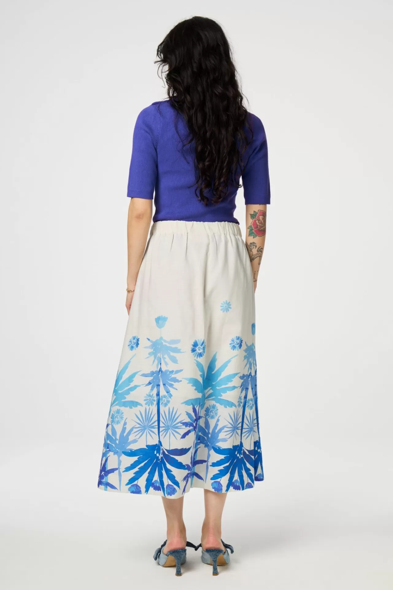 lillian_slim_short_sleeve_pullover_2.webp Fabienne Chapot Lillian Slim Short Sleeve Pullover* Truien & Vesten