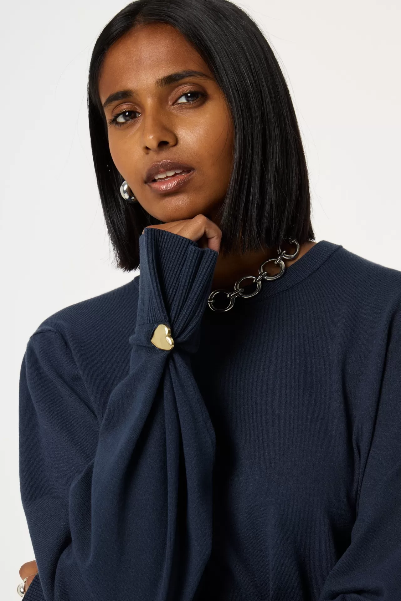 molly_button_pullover_2.webp Fabienne Chapot Molly Button Pullover* More Responsible Styles | Truien & Vesten