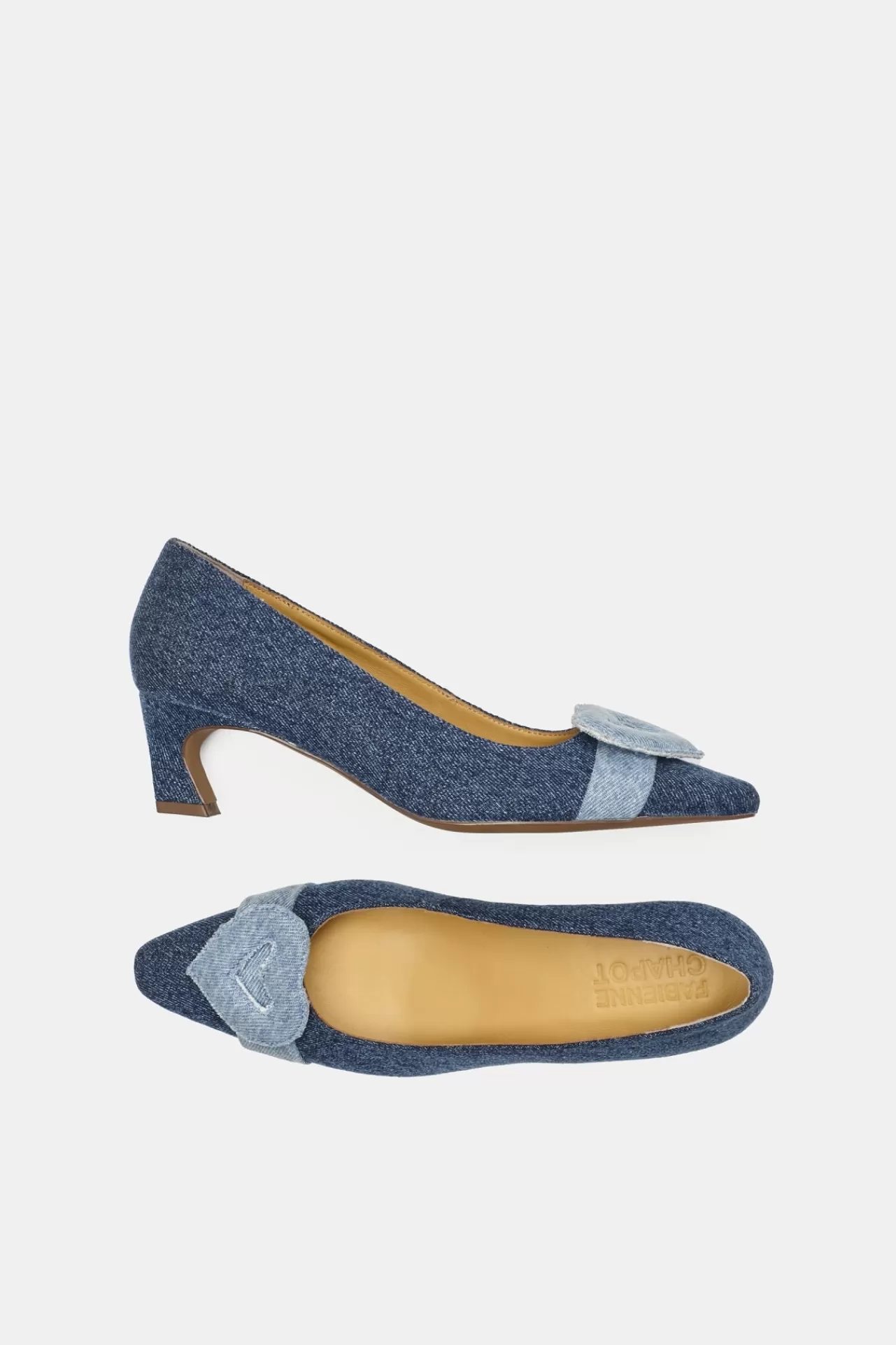 parton_buckle_pump_denim_3.webp Fabienne Chapot Parton Buckle Pump * Pumps & Muiltjes